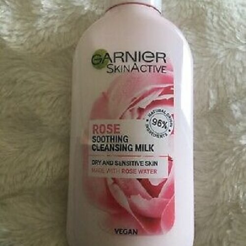 Garnier 96% Natural Rose Soothing Cleansing Milk 200ml